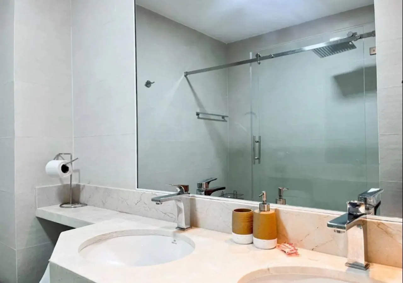 Apartamento Airbnb Guayaquil, Puerto Santa Ana, Parking Gratis  Guayaquil