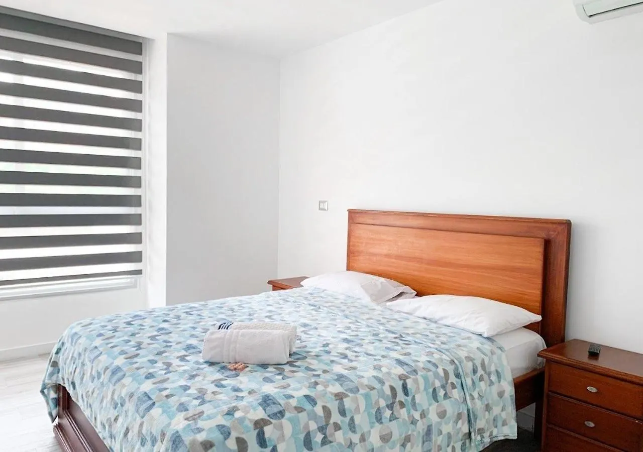 Apartamento Airbnb Guayaquil, Puerto Santa Ana, Parking Gratis 0*, Guayaquil