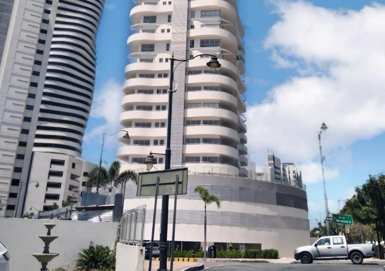 Apartamento Airbnb Guayaquil, Puerto Santa Ana, Parking Gratis 0*, Guayaquil Ecuador